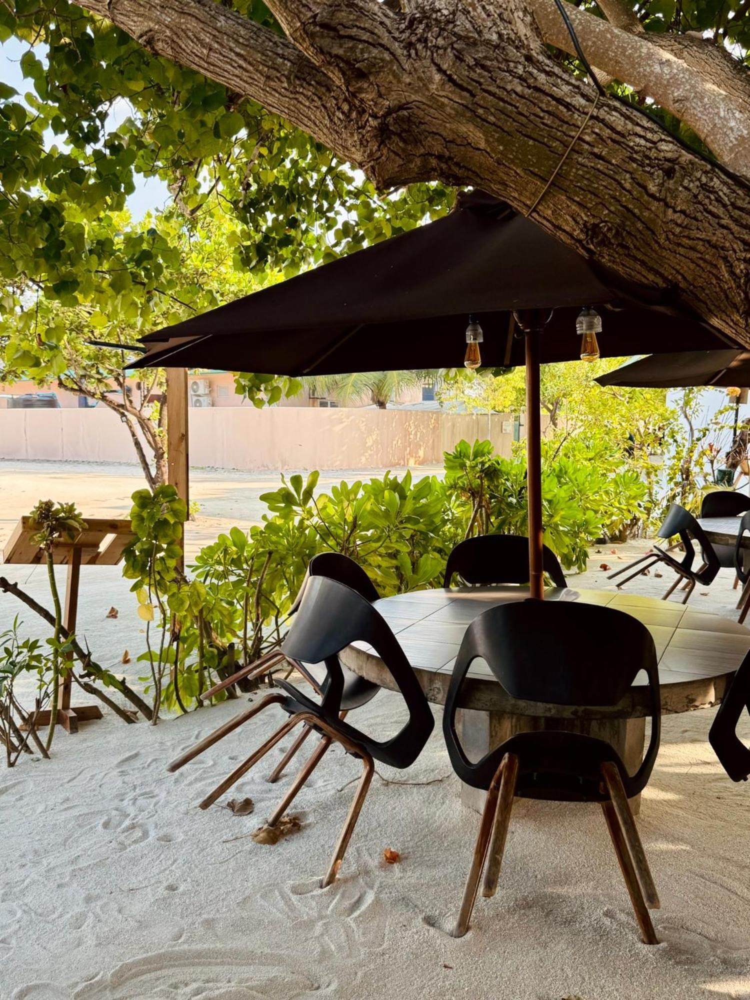 Ameera Maldives Dhiffushi Exterior foto