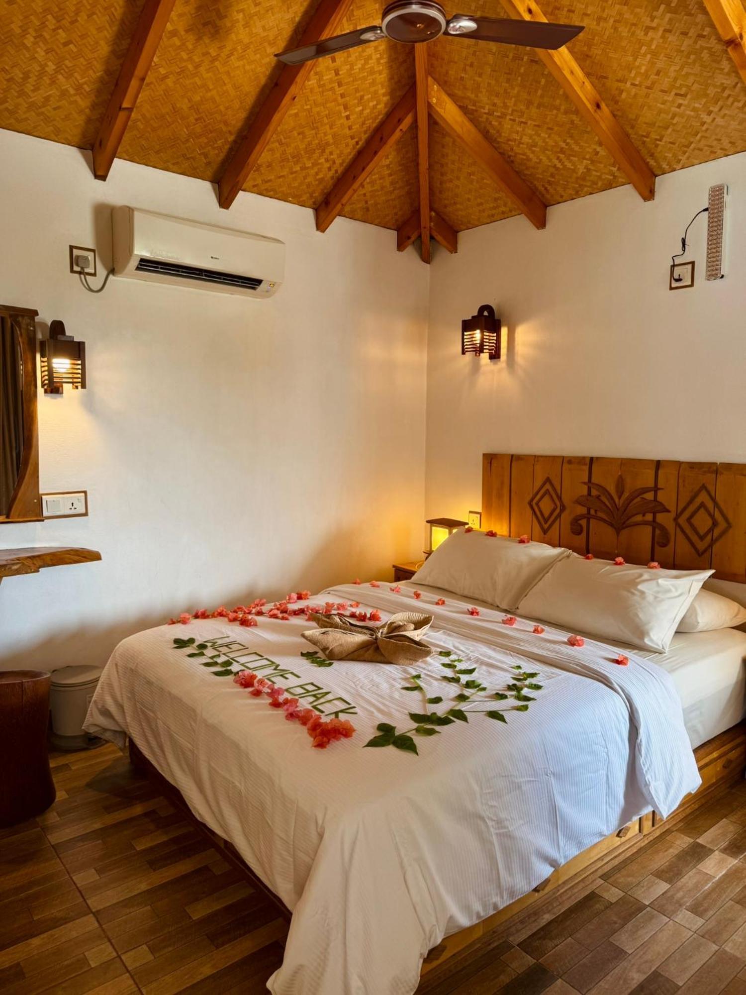 Ameera Maldives Dhiffushi Exterior foto